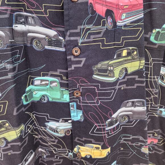 David Carey Originals Chevy Shirt Men XL Short Sleeve Allover Truck Print Button - Picture 3 of 7